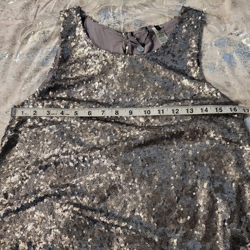 BKE Boutique Sequin Swing Tank - Picture 5 of 9